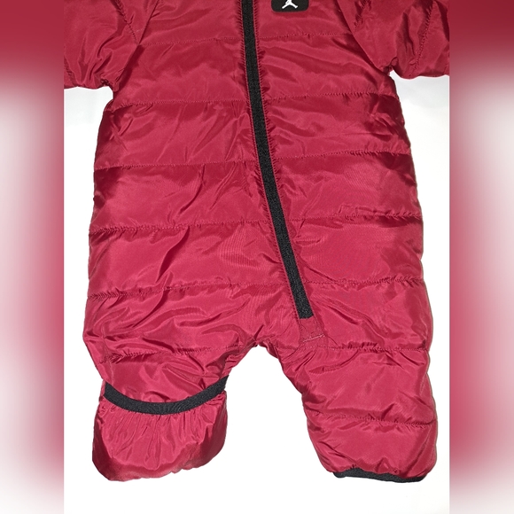 NWT Jordan Jumpman Puffer Coat/Snowsuit- 0-3 Months - Picture 9 of 10